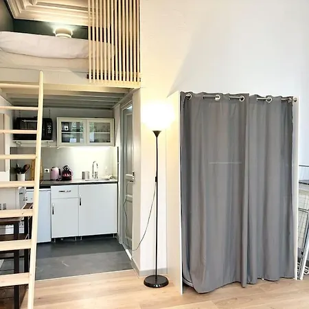 Grand Place De - 2 Voyageurs *